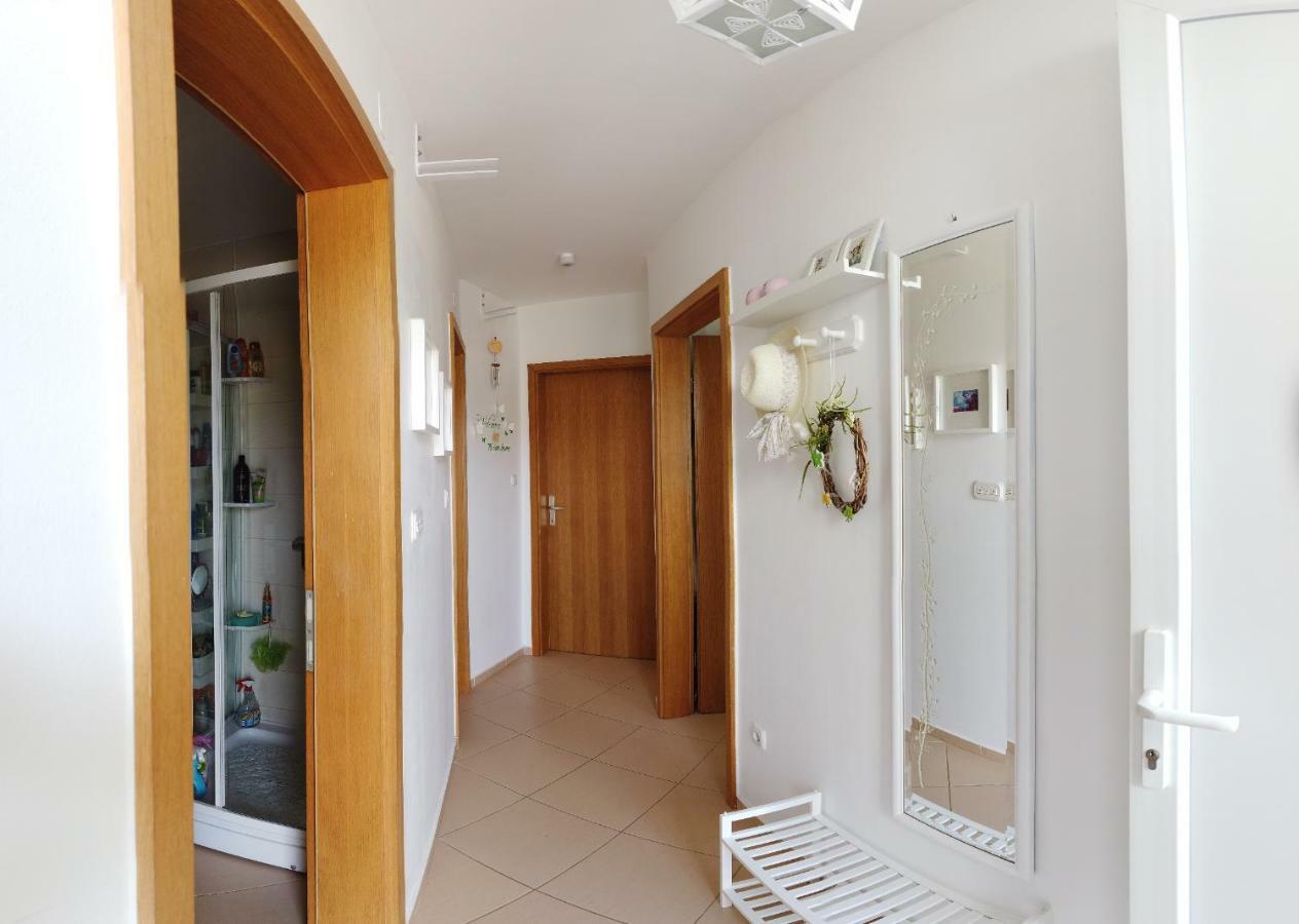 Apartment - Ivo ชิซิชี ภายนอก รูปภาพ